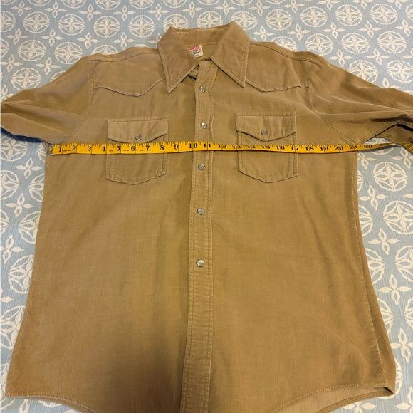 Vintage light brown corduroy shirt - Picture 9 of 11